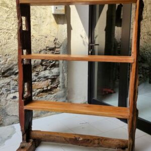 libreria rustica aperta thailandese a tre ripiani in legno massiccio