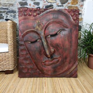 Pannello rosso con viso del Buddha fatto a mano