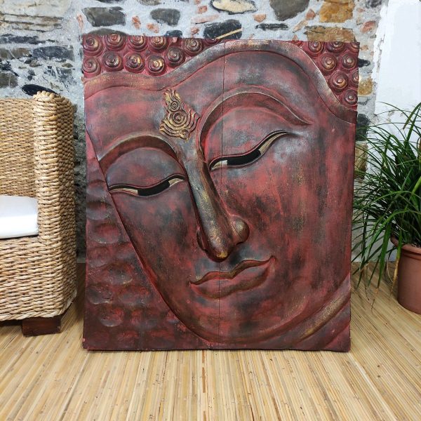 Pannello rosso con viso del Buddha fatto a mano