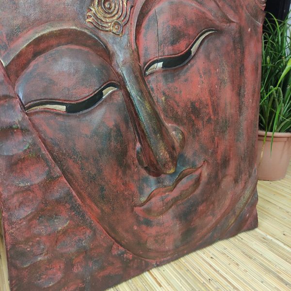 Pannello rosso con viso del Buddha fatto a mano
