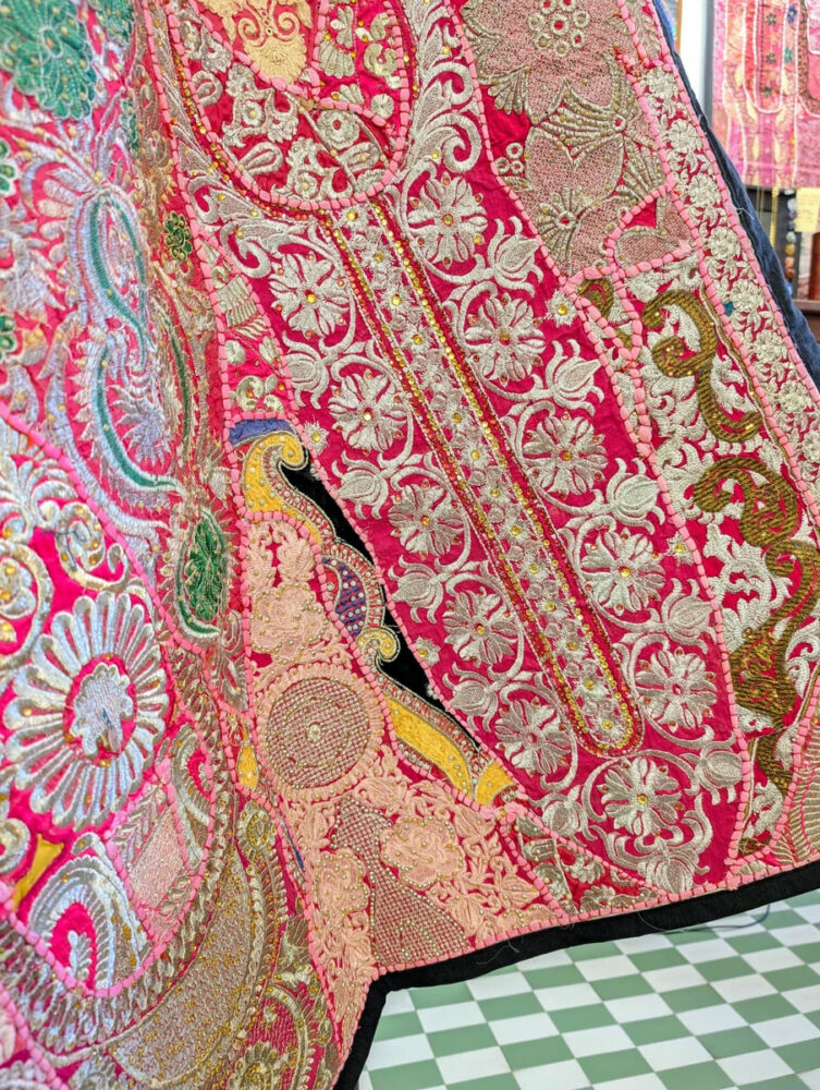 ARAZZO INDIANO FUCSIA ORO E ARGENTO - immagine 9