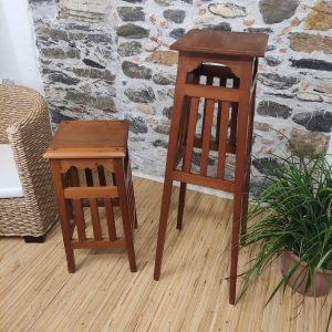 Trespoli in legno portavasi coloniali indiani