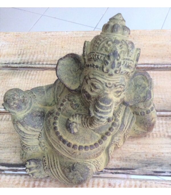 GANESH PIETRA