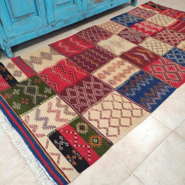 tappeto kilim passatoia berbera artigianale colorata quadri