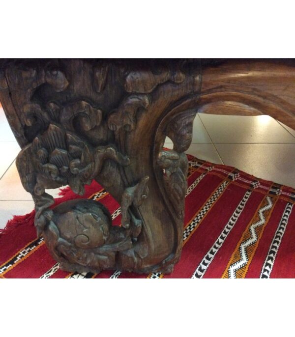 VECCHIO TAVOLO INDONESIANO IN TEAK