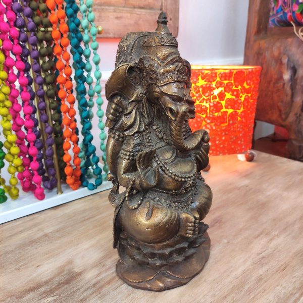 Statua ganesh seduto in fiore di loto color bronzo