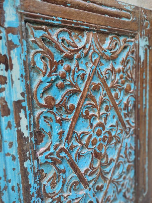 pannello decorativo da finestra indiana azzurra
