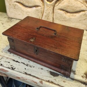 ANTICO BAULETTO APRIBILE CON SCOMPARTO