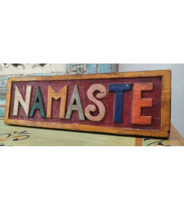 DECORZIONE NAMASTE