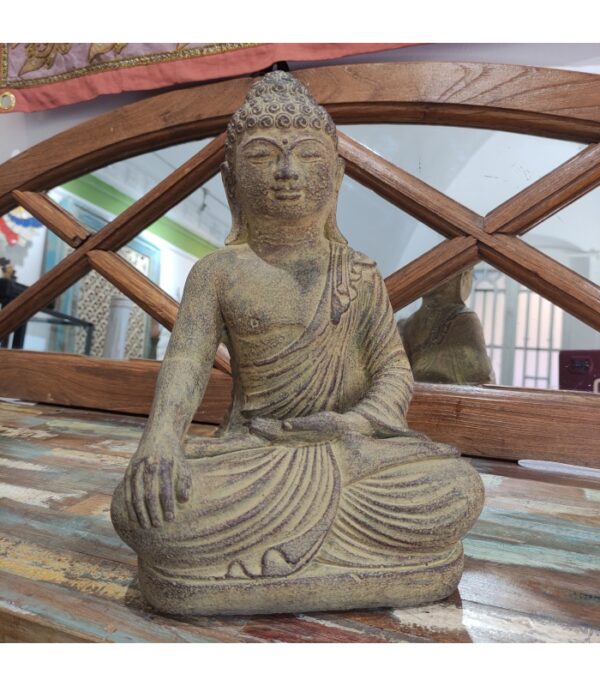 BUDDHA IN PIETRA