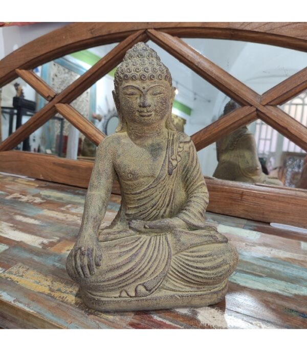 BUDDHA IN PIETRA