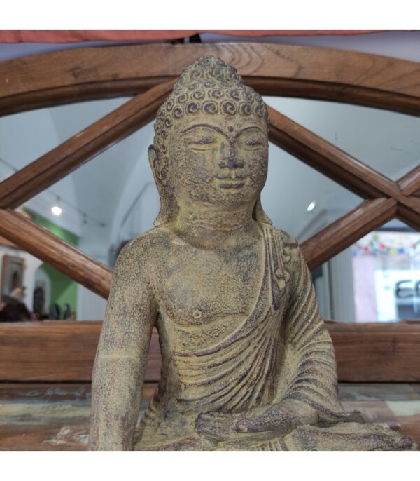 BUDDHA IN PIETRA