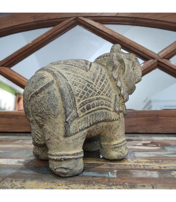 ELEFANTE INDIANO