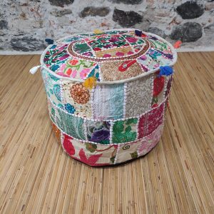 pouf indiano ricamato patchwork bianco