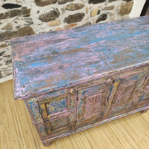 credenza indiana originale rosa e azzurra decapata