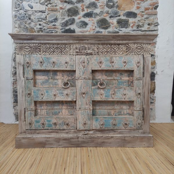credenza etnica portale indiano