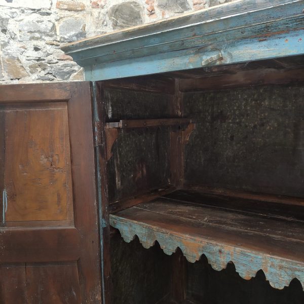 CREDENZA VINTAGE INDIANA INTERNO CON MENSOLINA