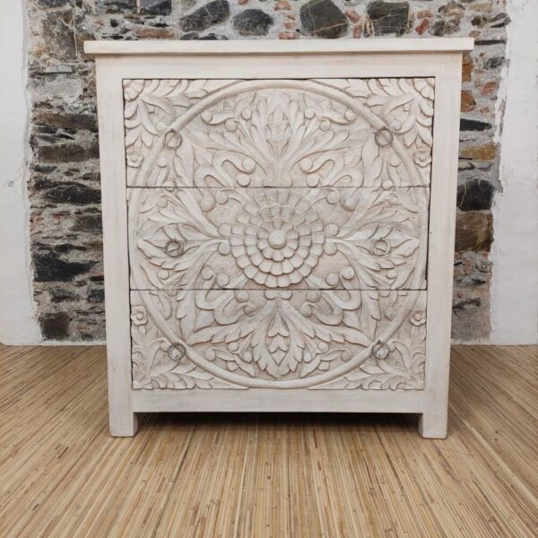 mandala frontale di cassettiera etnica bianca indiana