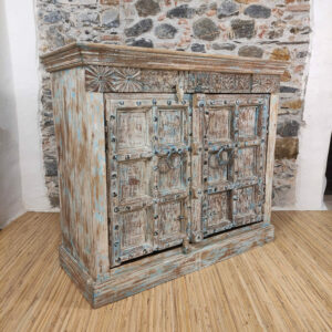 credenza con portale antico indiano bianca e azzurra