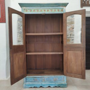 credenza indiana a vetri ripiani interni