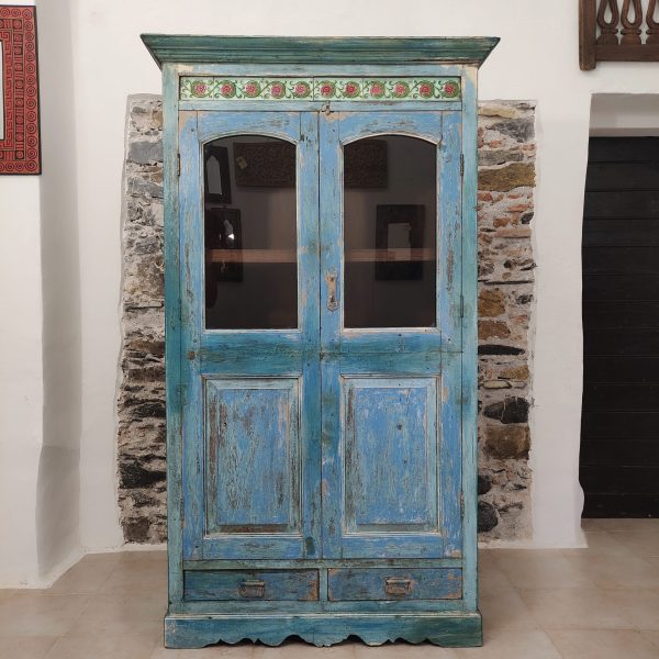 credenza indiana a vetri