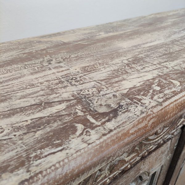 mobile indiano shabby piano dettaglio