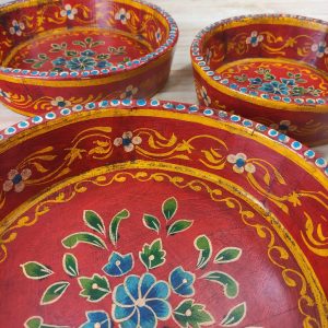 centrotavola indiano rosso e fiori
