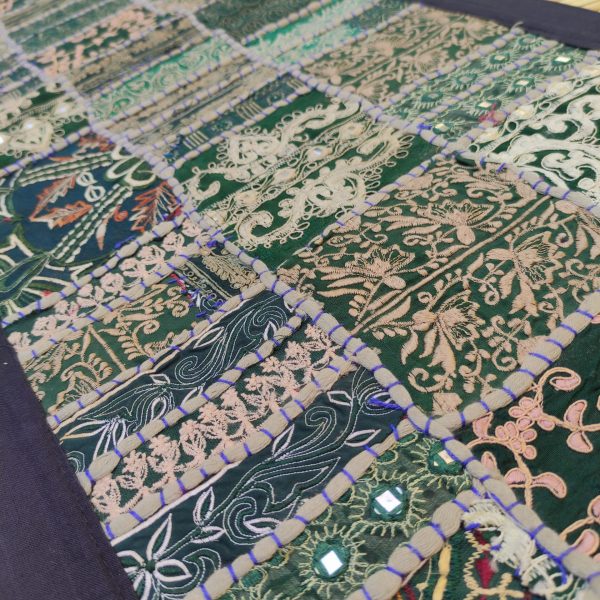 ARAZZO INDIANO verde patchwork ricamato