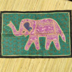 arazzo indiano elefante rosa ricamato