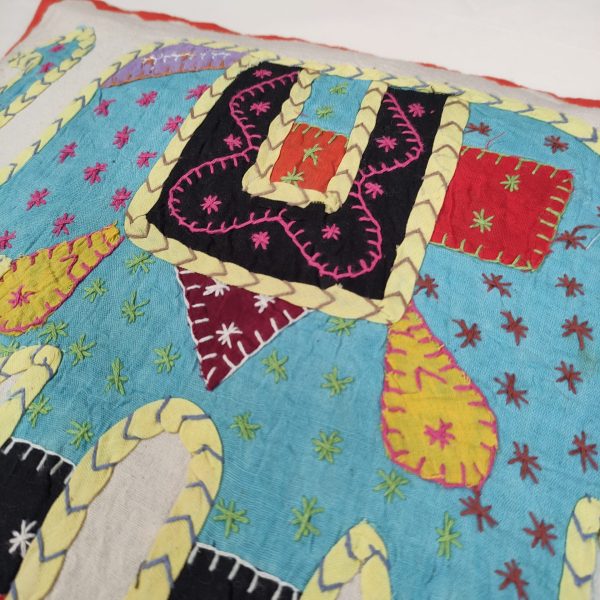 copricuscino elefante patchwork azzurro