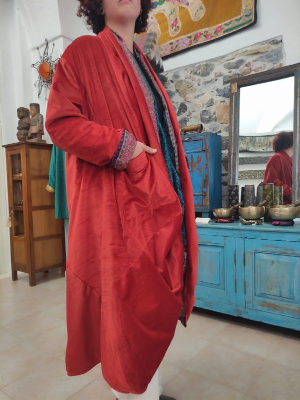 spolverino donna reversibile in velluto rosso e sari con tasche