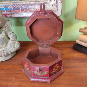 portagioie indiano rosso dipinto in legno