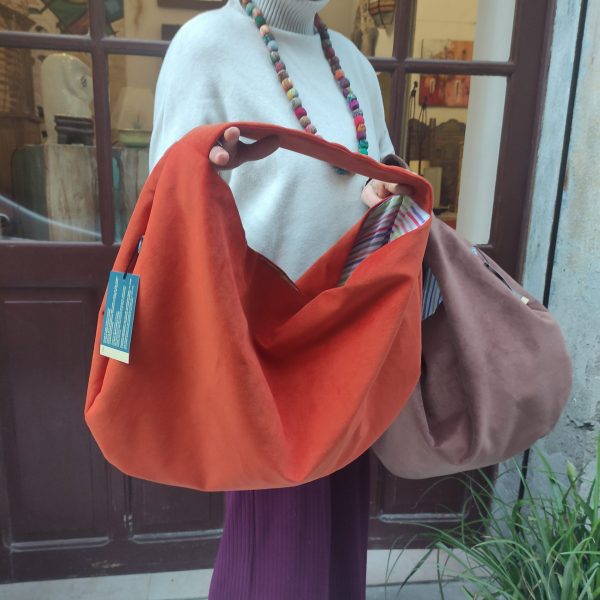 BORSA A SPALLA IN VELLUTO - immagine 4