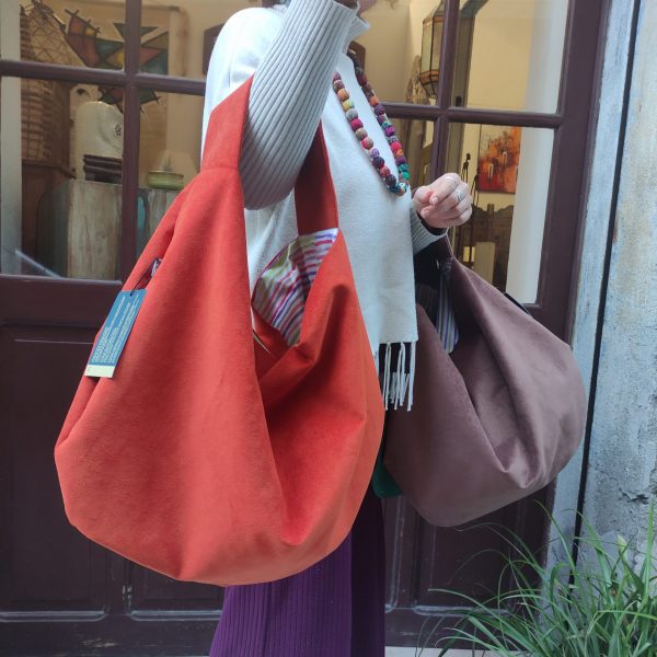 BORSA A SPALLA IN VELLUTO - immagine 5