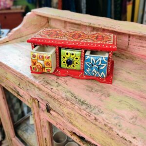 cassettiera da tavolo portagioie rossa