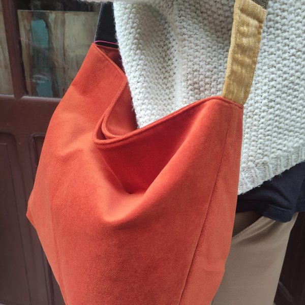 BORSA A TRACOLLA IN VELLUTO - immagine 8