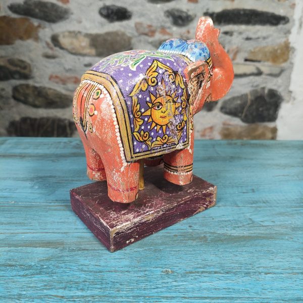 elefante indiano dipinto a mano in legno