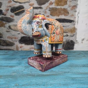 elefante indiano dipinto a mano in legno