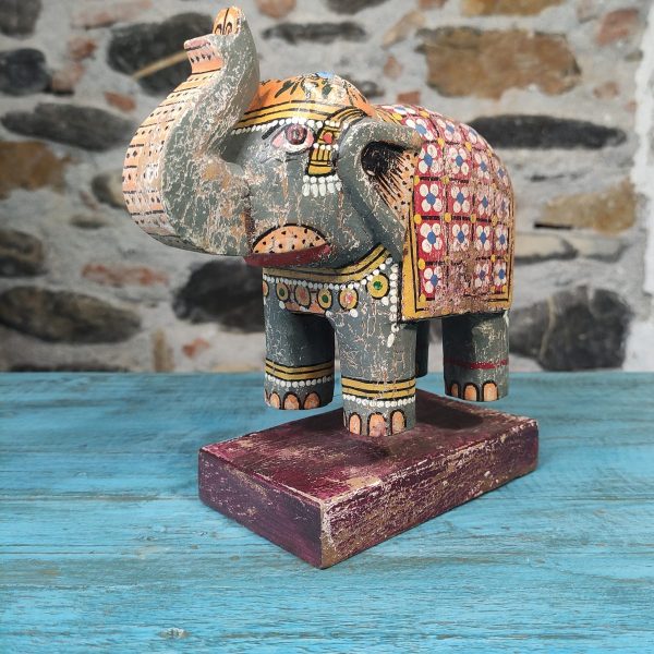 elefante indiano dipinto a mano in legno