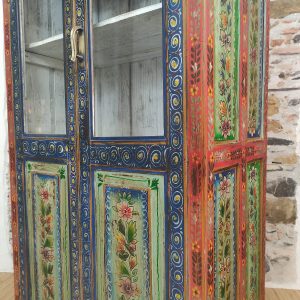 Dispensa indiana a vetri dipinta a fiori