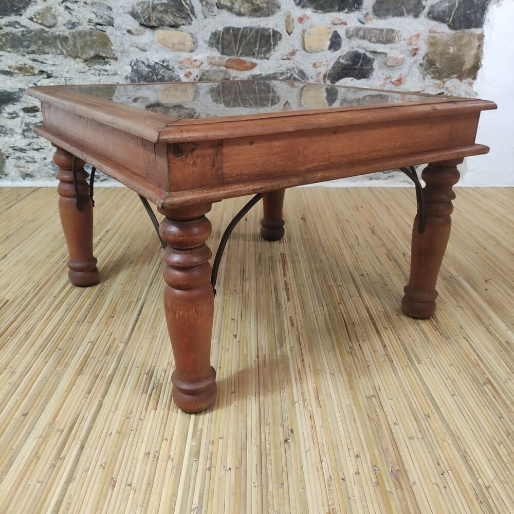 tavolino indiano da caffè con vetro