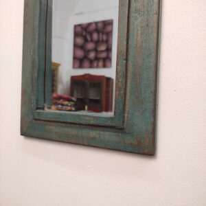 specchio decorato indiano con legno recuperato