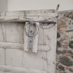 ANTICA PORTA INDIANA DIPINTA A FIORI