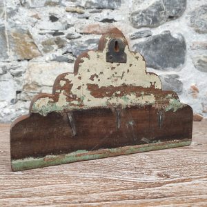 retro di appendiabito legno tre ganci forma a cupola