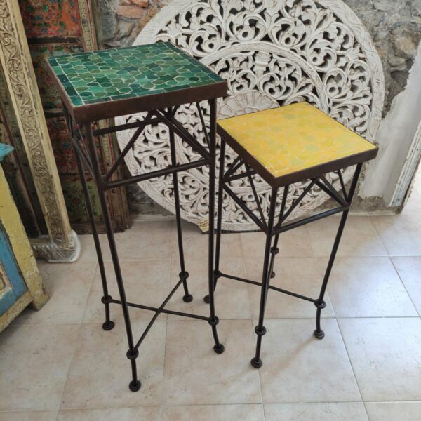 trespolo marocchino con piano zellige