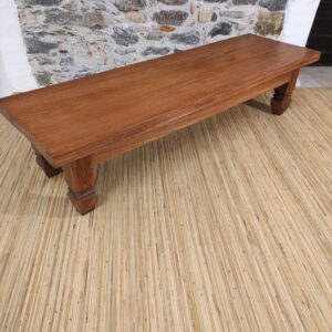 piano legno di tavolino lungo indonesiano