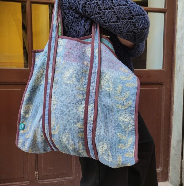 borsa azzurra shopping indiana in cotone vintage