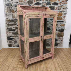 vetrina indiana vintage color rosa