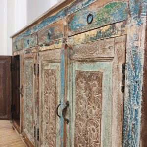 credenza azzurra decorata indiana