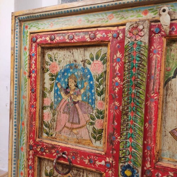 mobile decorato con divinità lakshmi indiana